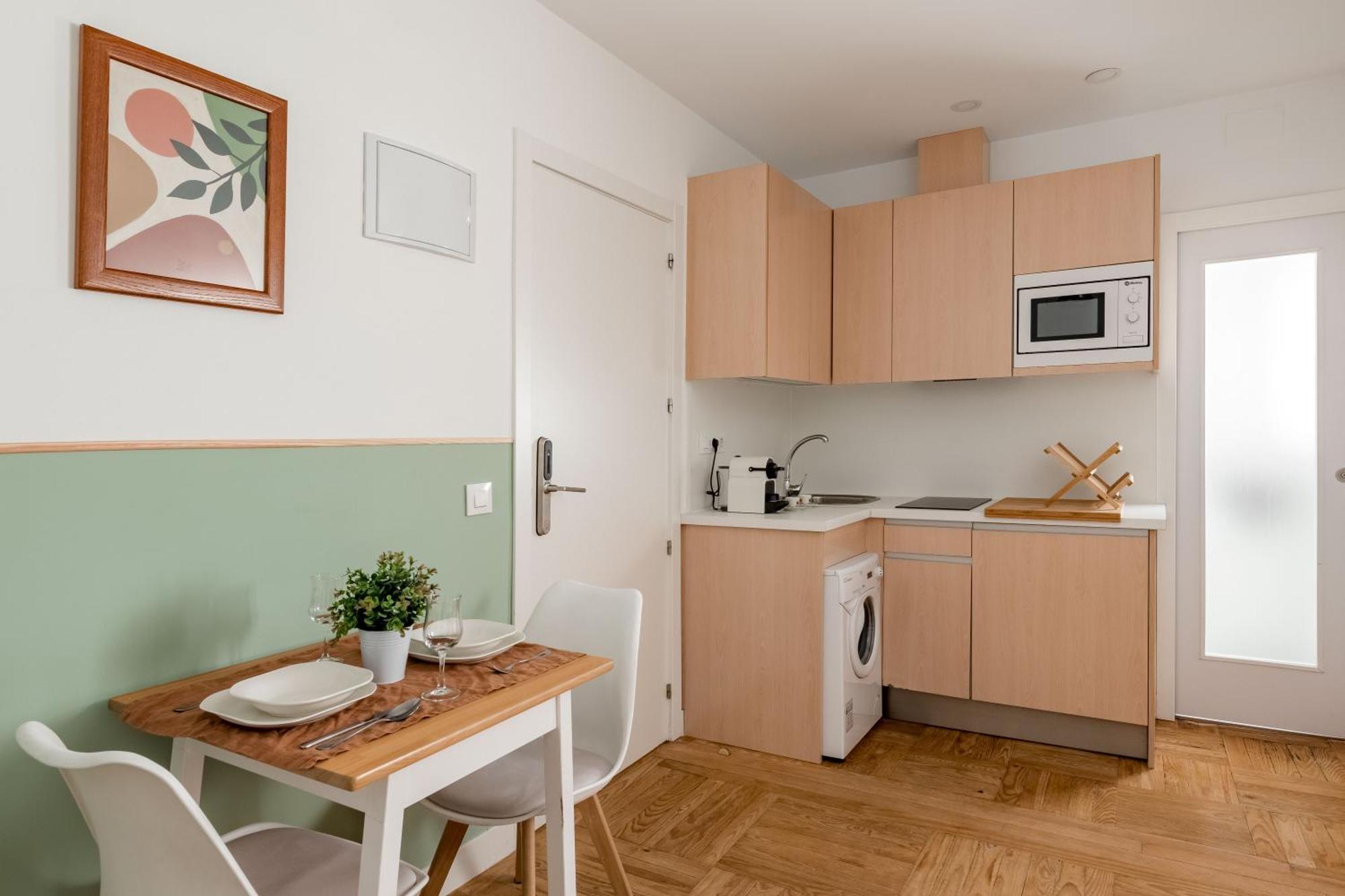 Charming Sol Studios Madrid Eksteriør billede