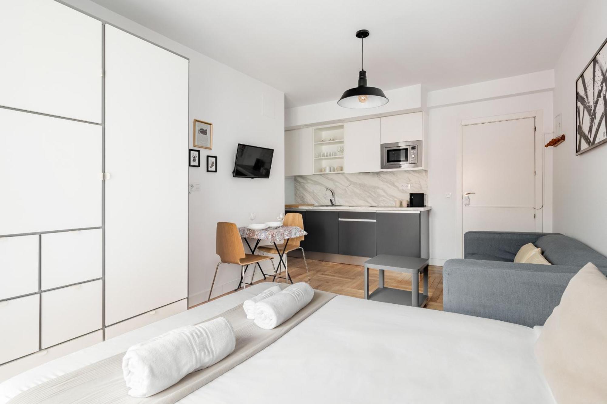 Charming Sol Studios Madrid Eksteriør billede