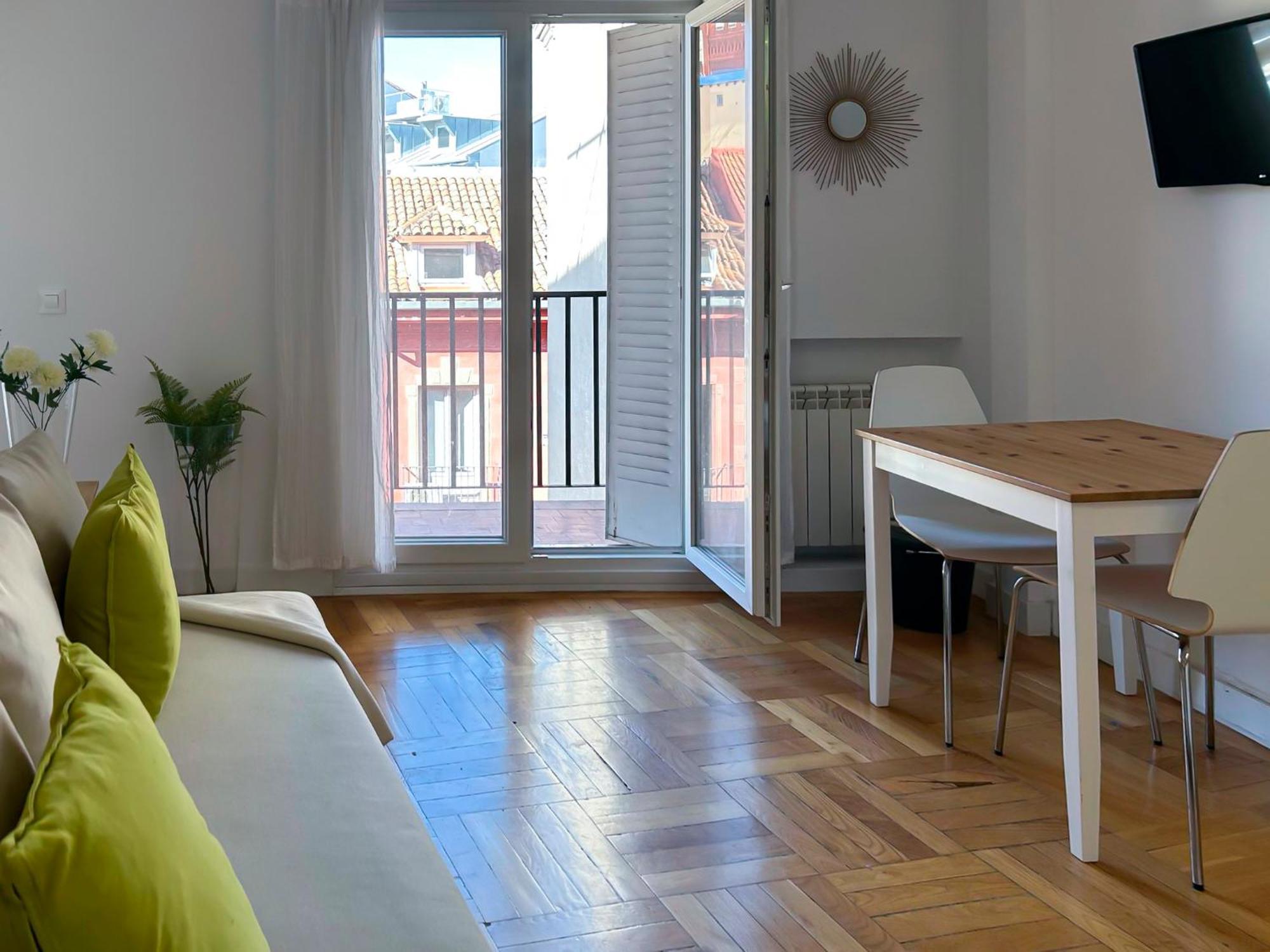 Charming Sol Studios Madrid Eksteriør billede